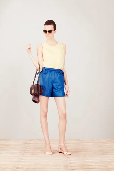 Look 12
